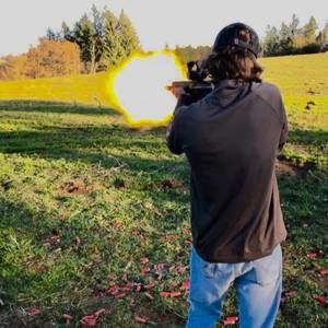 Meet your Posher, Hunter